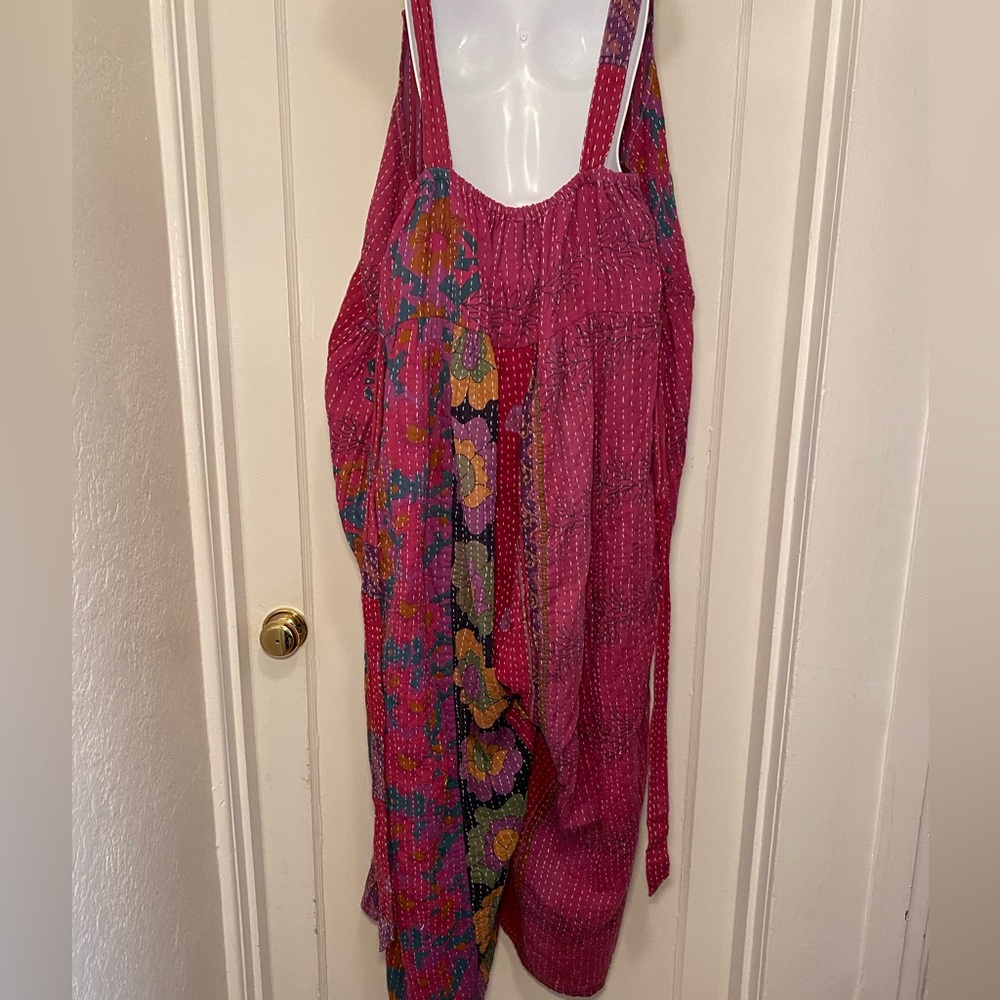VGUC Kantha Bae Crossroads Overalls Magenta Floral Free Size Bohemian Jumpsuit - Picture 6 of 11
